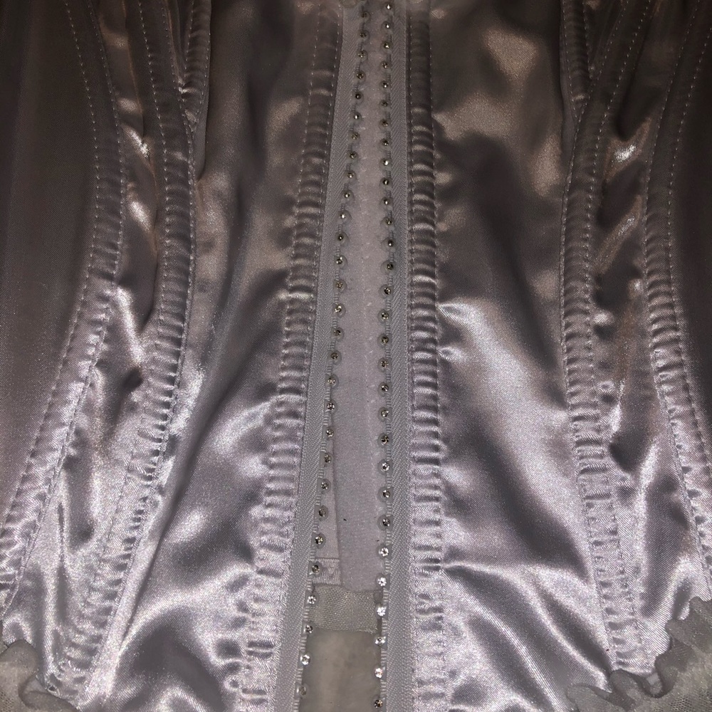 Corset top with bedazzled zipper